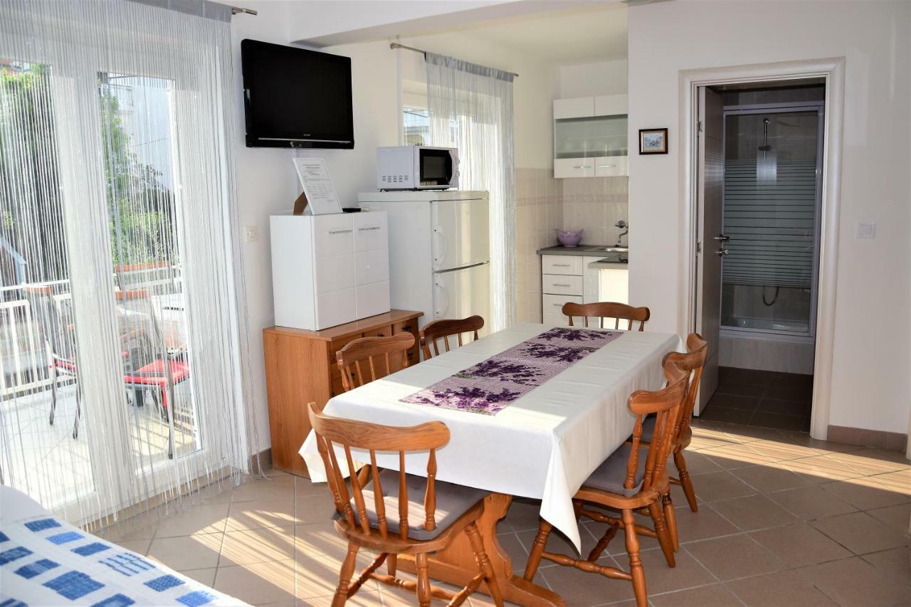 Apartmani Novosel Šilo Zewnętrze zdjęcie